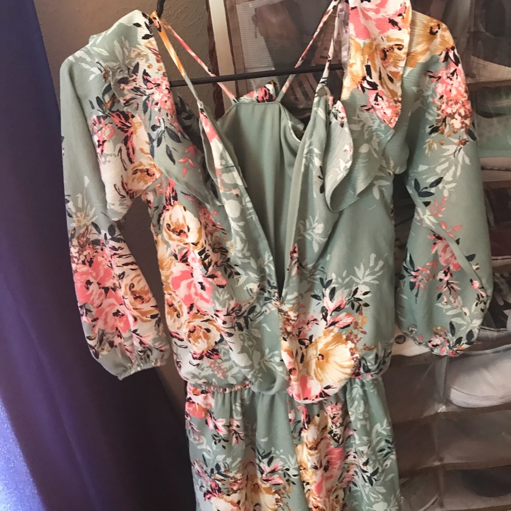SUPER CUTE ROMPER!